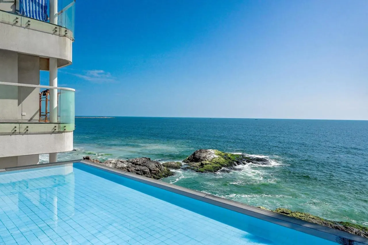 Resort Rockholm At The Light House Beach Kovalam