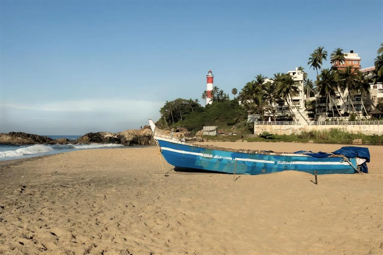 Resort Rockholm At The Light House Beach Kovalam