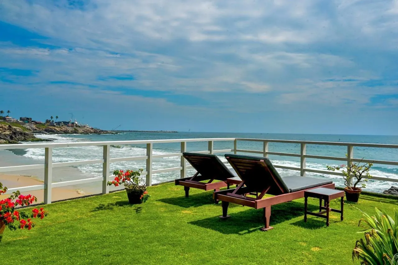 Rockholm At The Light House Beach Kovalam 5*,